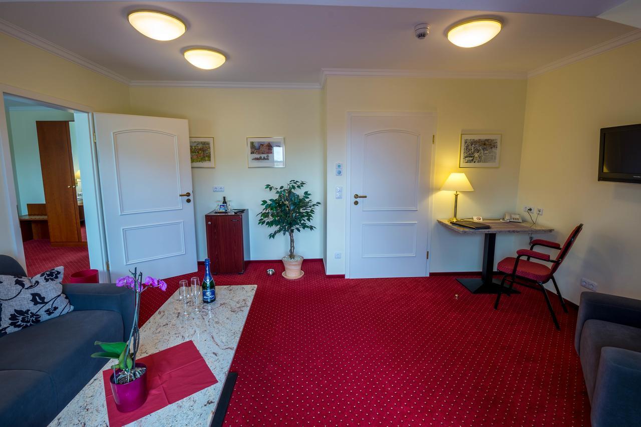 Hotel Hafen Hitzacker - Elbe Eksteriør bilde
