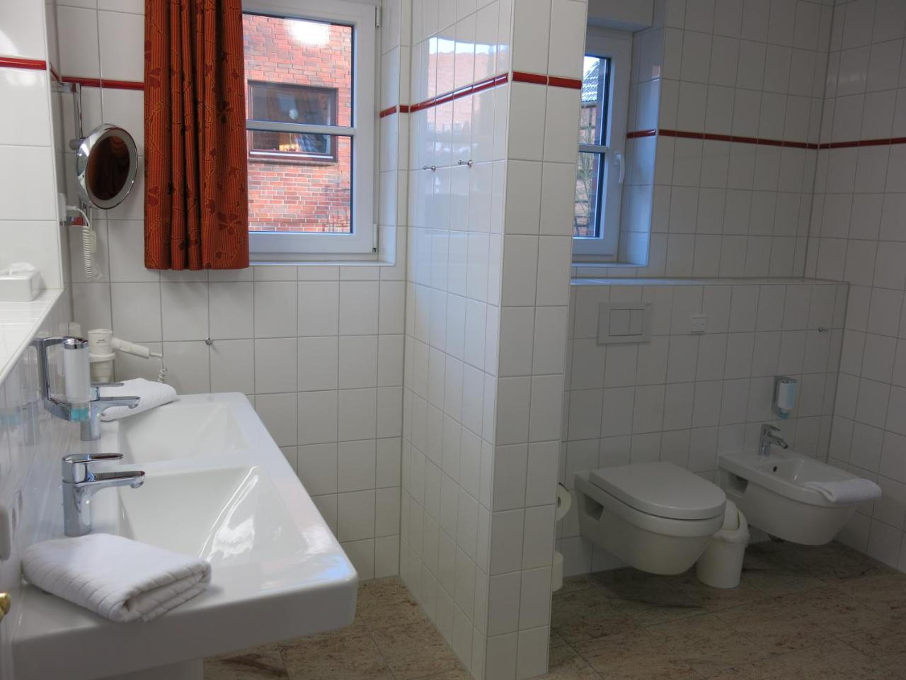 Hotel Hafen Hitzacker - Elbe Eksteriør bilde